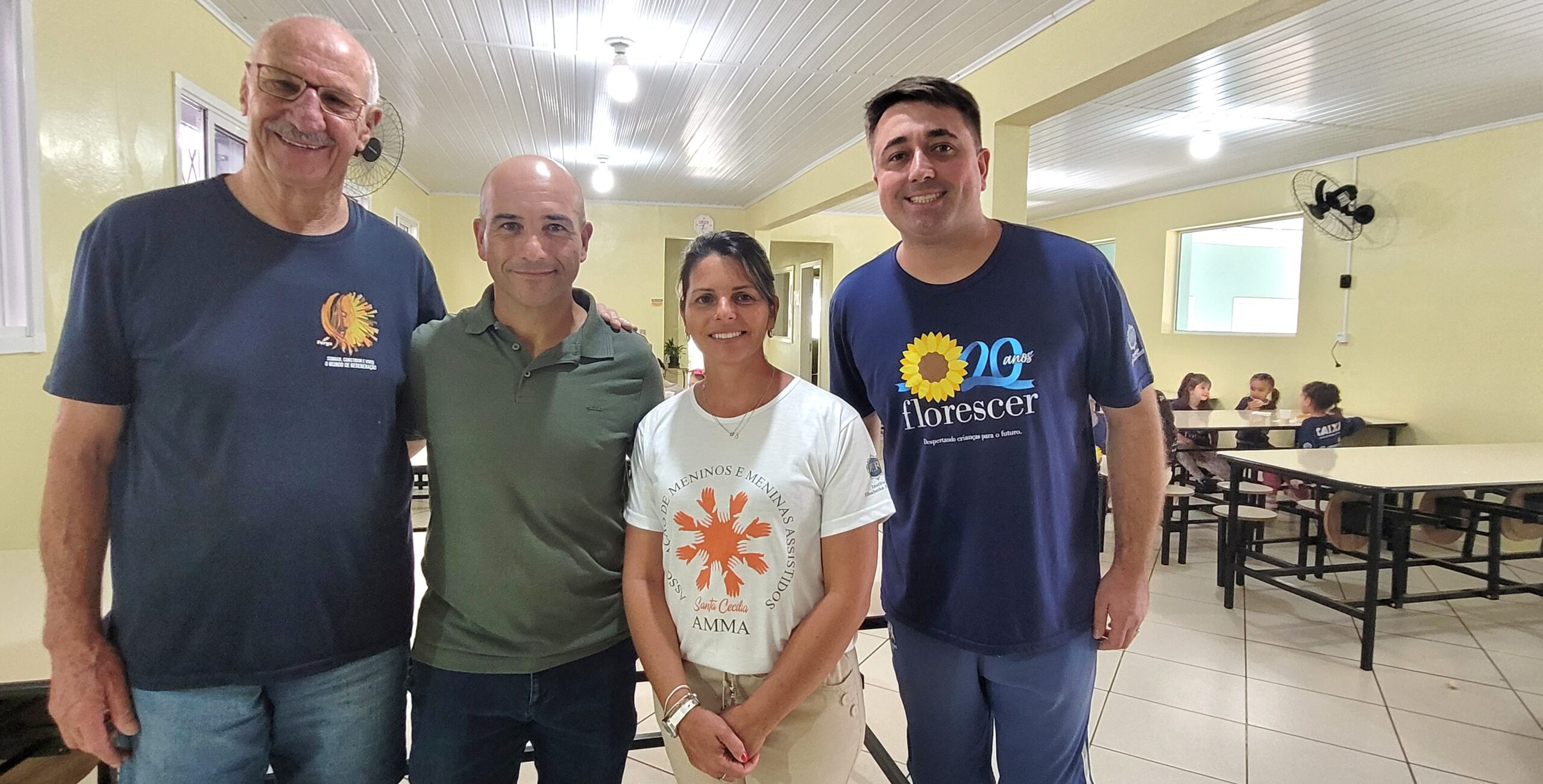Vice Prefeito, Fernando Maciel, participou do café da manhã com os beneficiários